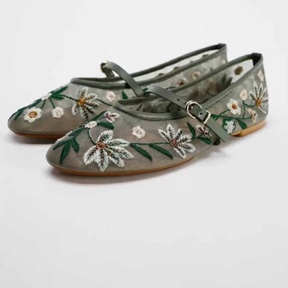 Embroidered Mary Jane Flats | Bellepasso