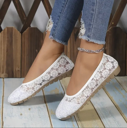 White Lace Floral Mesh Flats | Bellepasso