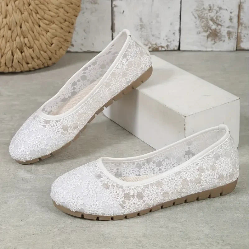 White Lace Floral Mesh Flats | Bellepasso